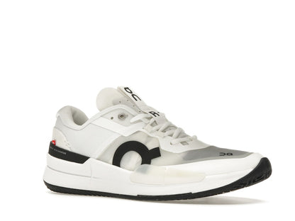 On The Roger Pro 2 Clay White Black (Women's)