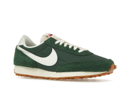 Nike Daybreak Vintage Fir (Women's)