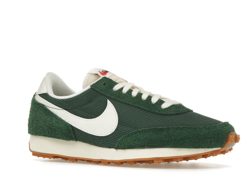 Nike Daybreak Vintage Fir (Women's)
