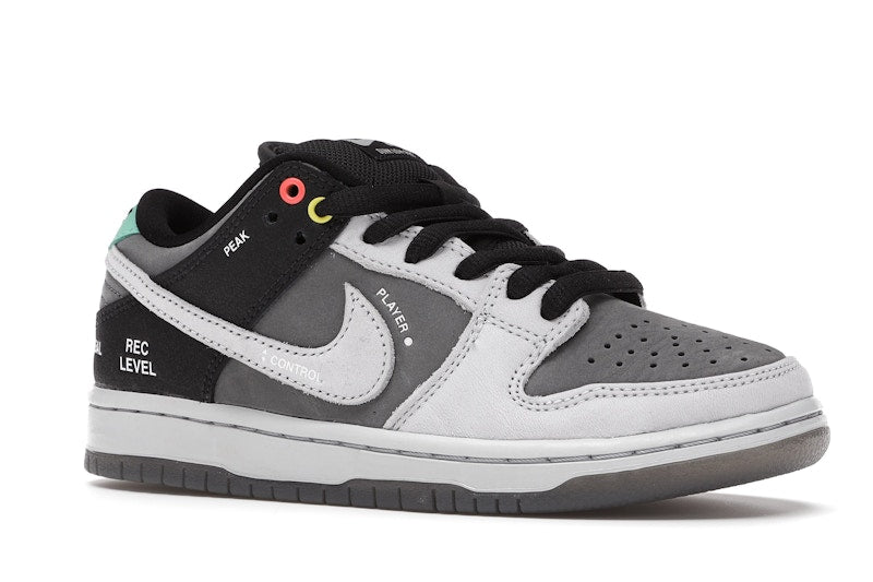 Nike SB Dunk Low VX1000