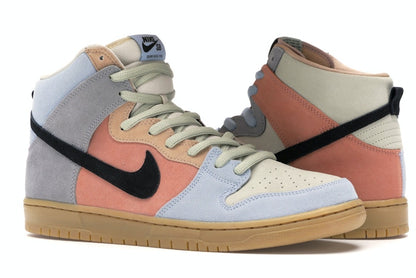 Nike SB Dunk High Spectrum