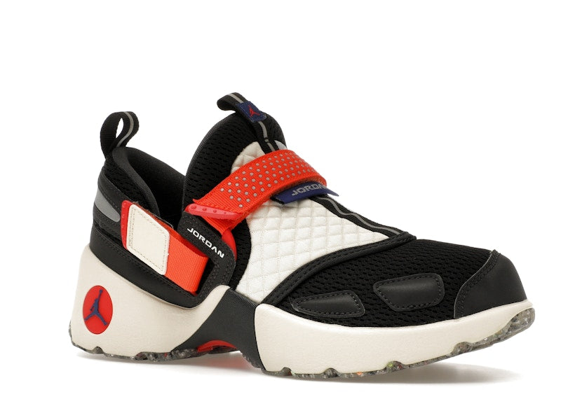 Jordan Trunner LX Rare Air (Women's)
