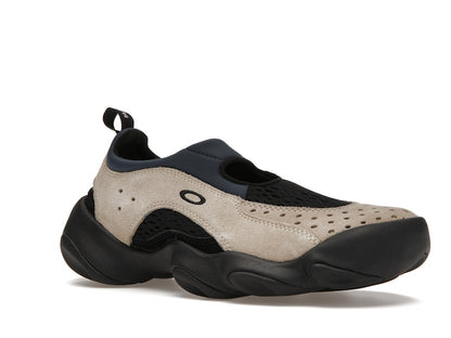 Oakley Factory Team Flesh Sandal Brain Dead Sand Navy