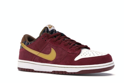 Nike SB Dunk Low Anchorman