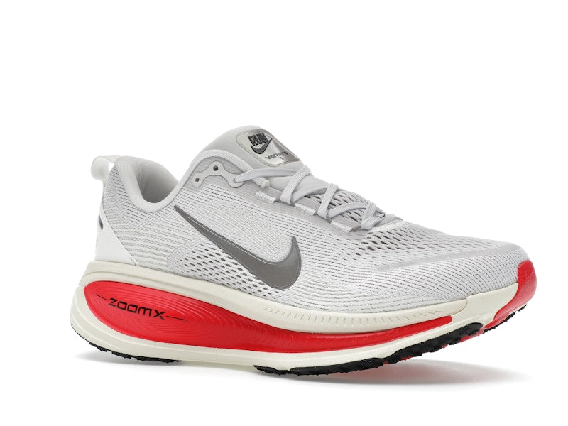 Nike Vomero 18 Platinum Tint Siren Red Light Smoke Grey Metallic Pewter