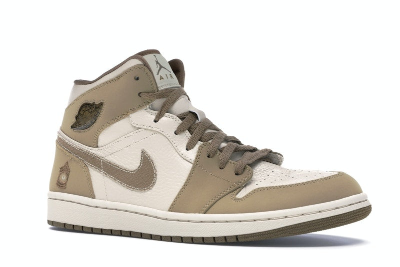 Jordan 1 Retro Armed Forces Pearl White