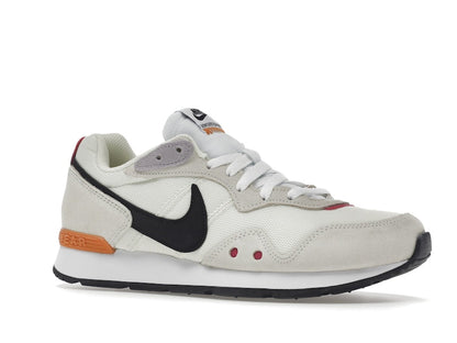 Nike Venture Runner Coconut Milk Light Curry (Women's)