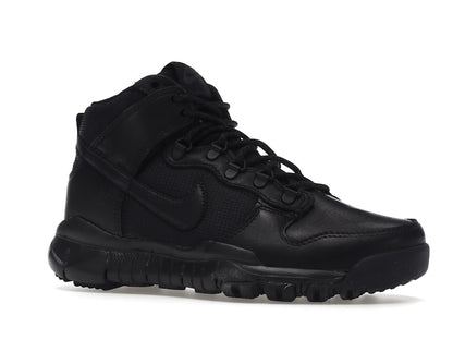 Nike SB Dunk High Boot Black