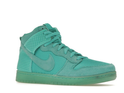 Nike Dunk CMFT Premium Light Retro