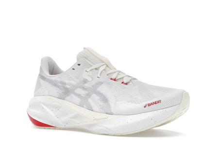 ASICS Novablast 5 Bandit