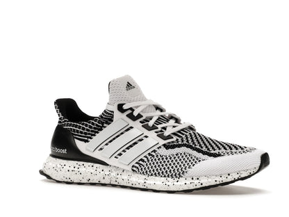 adidas Ultra Boost 5.0 DNA Cloud White Black