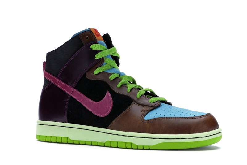 Nike Dunk High Undefeated
