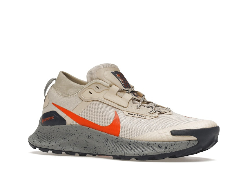Nike Pegasus Trail 3 Gore-Tex Rattan Campfire Orange