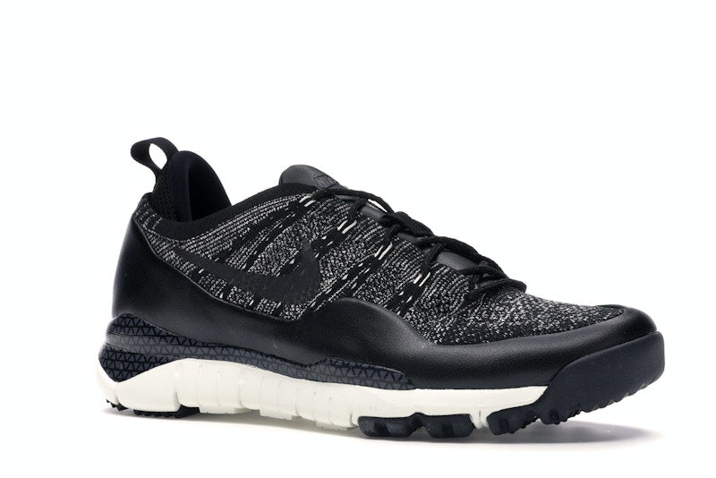 Nike Lupinek Flyknit Low Sail/Black-Anthracite