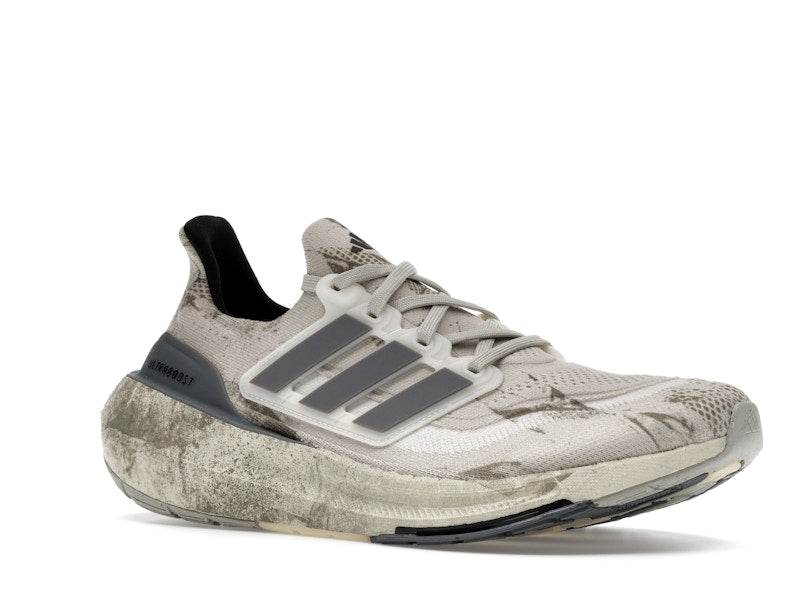 adidas Ultra Boost Light Worn-Out