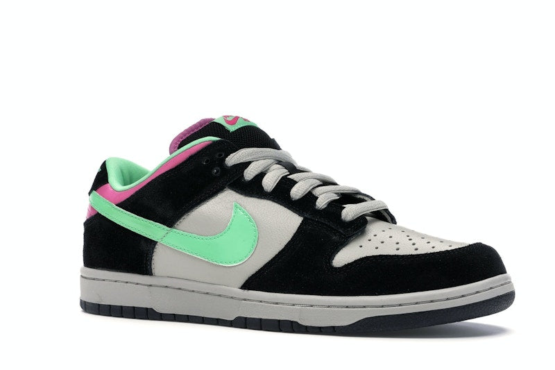 Nike SB Dunk Low Magnet Light Poison Green