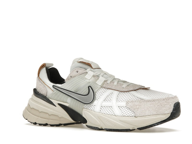 Nike V2K Run Summit White Light Orewood Brown (Women's)