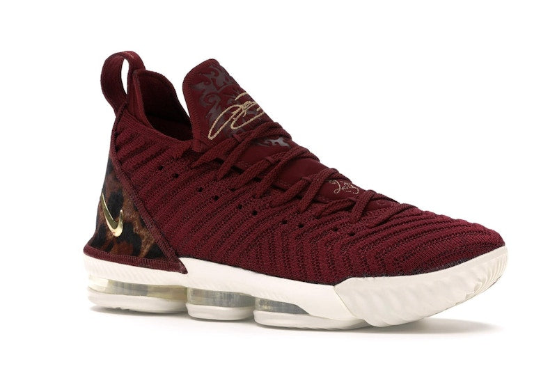 Nike LeBron 16 King