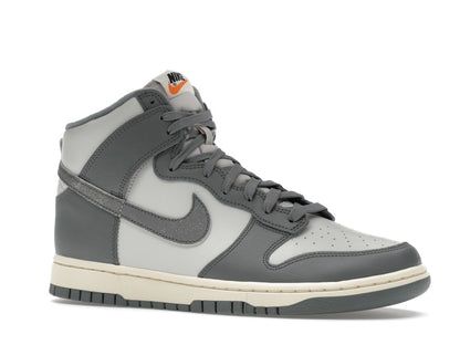 Nike Dunk High Vintage Light Bone Grey