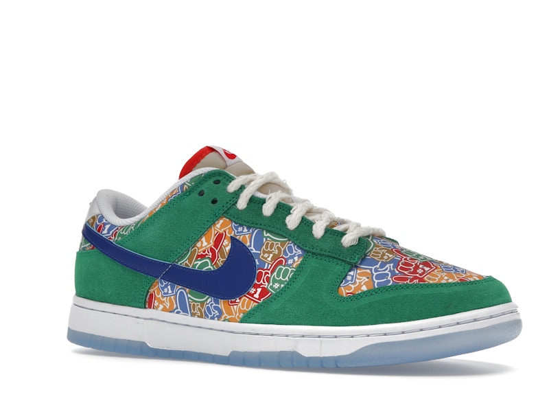 Nike Dunk Low Foam Finger