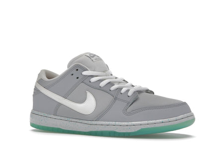 Nike SB Dunk Low Marty McFly