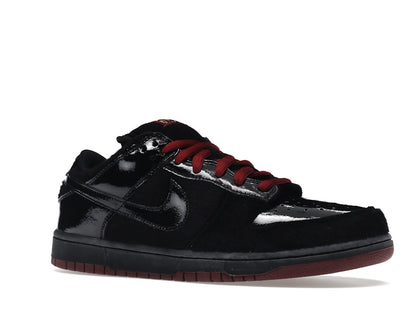 Nike SB Dunk Low Mafia