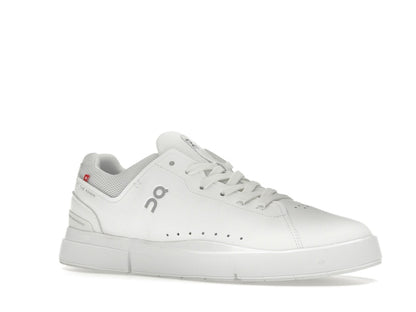 On The Roger Advantage All White (Women's)