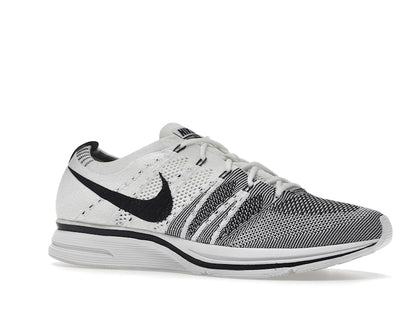 Nike Flyknit Trainer White Black