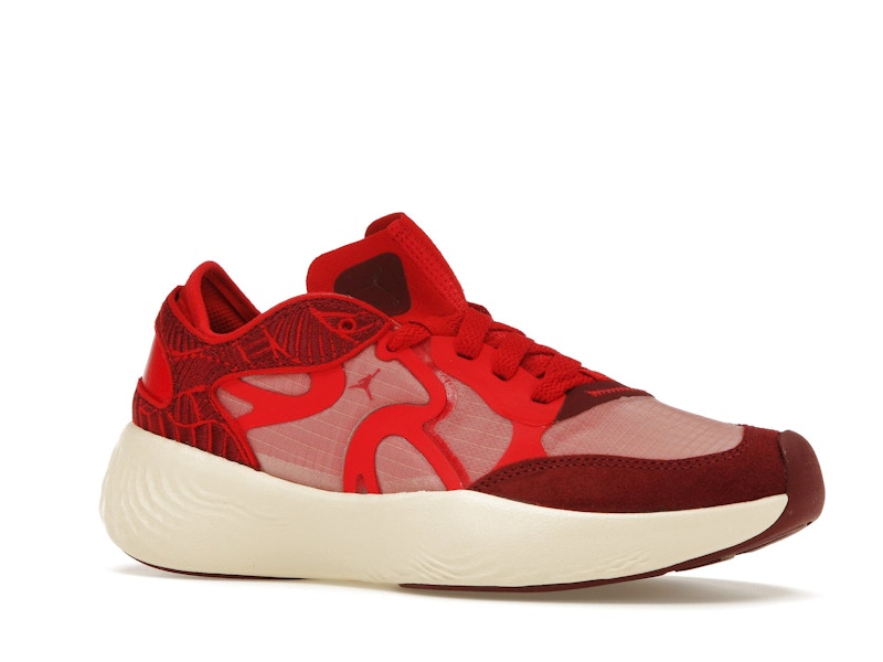 Jordan Delta 3 Low SE Team Red Muslin University Red Sail (Women's)