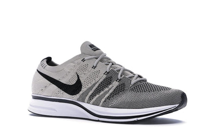 Nike Flyknit Trainer Pale Grey