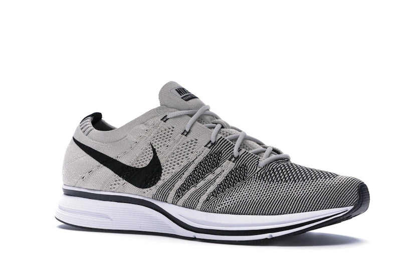 Nike Flyknit Trainer Pale Grey