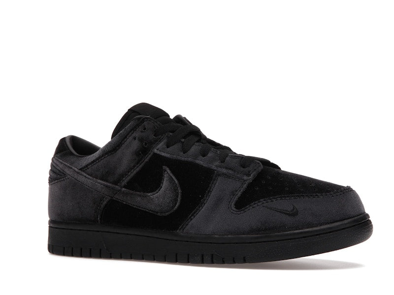 Nike Dunk Low Dover Street Market Triple Black Velvet