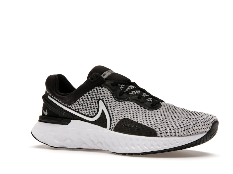 Nike React Miler 3 Black Metallic Silver