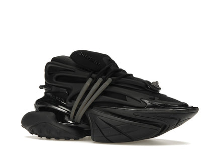 Balmain Unicorn Low-Top Black