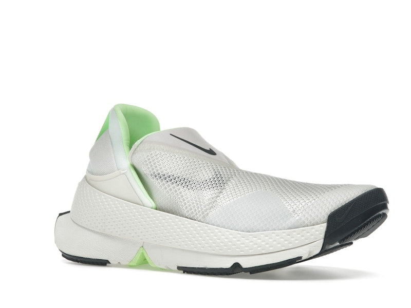 Nike Go FlyEase Ghost Green (Women's)