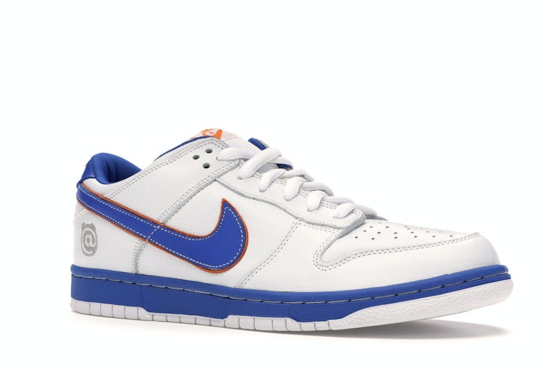 Nike SB Dunk Low Medicom 1