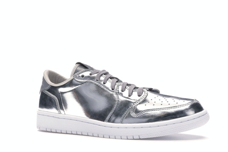 Jordan 1 Retro Low Pinnacle Metallic Silver