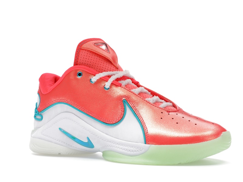 Nike LeBron 22 Christmas