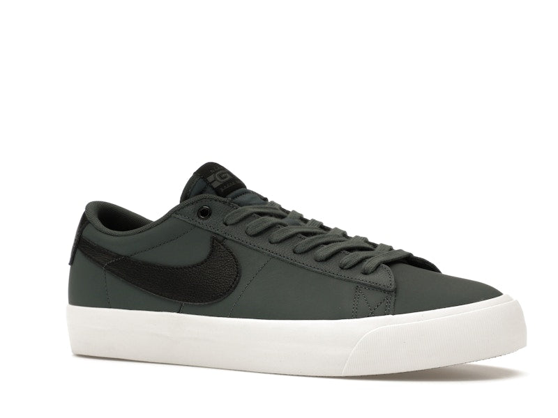 Nike SB Zoom Blazer Low Pro GT Vintage Green