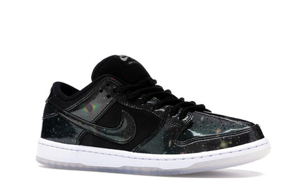 Nike SB Dunk Low 420 Intergalactic