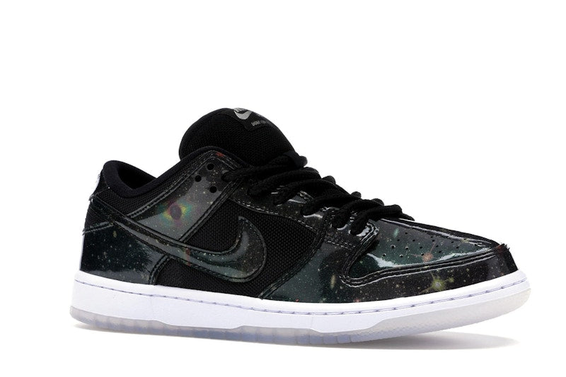 Nike SB Dunk Low 420 Intergalactic