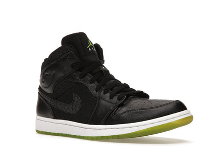 Jordan 1 Phat Black Action Green