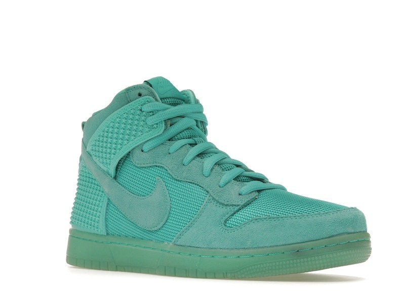 Nike Dunk CMFT Premium Light Retro
