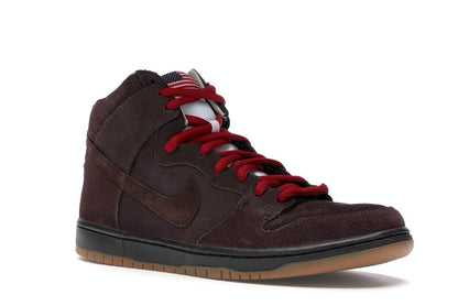 Nike SB Dunk High Budweiser