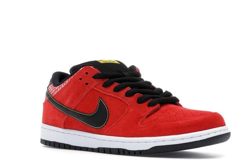 Nike SB Dunk Low Red Firecracker