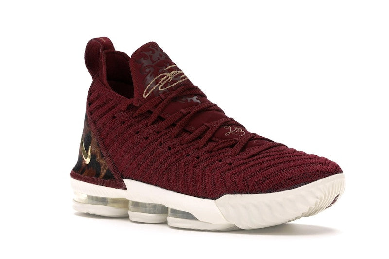 Nike LeBron 16 King