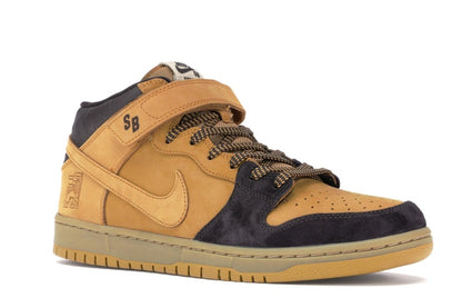 Nike SB Dunk Mid Lewis Marnell