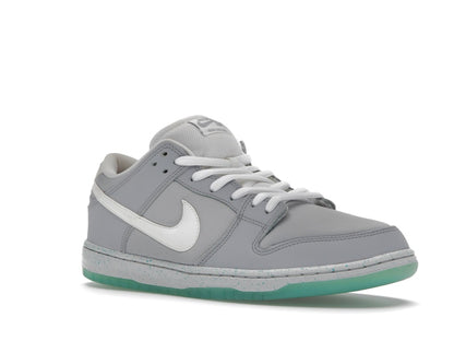Nike SB Dunk Low Marty McFly
