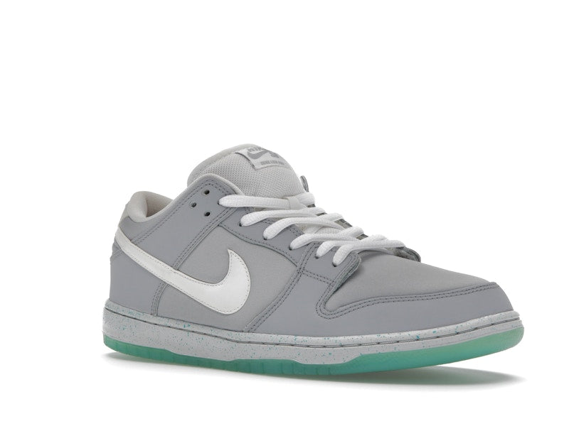 Nike SB Dunk Low Marty McFly