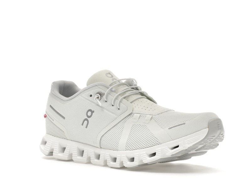 On Running Cloud 5 Ice White
